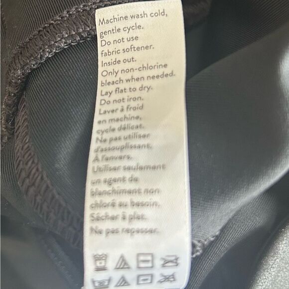 SPANX SPANXshape™ Black Faux Leather Stretch Leggings Size XL Petite MSRP 98.00 - Picture 13 of 14